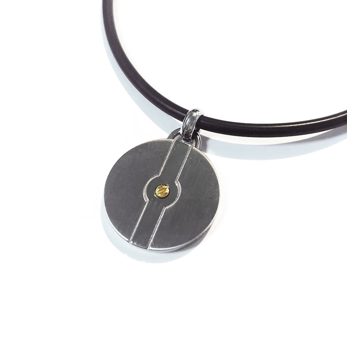 Stainless steel & gold feature circle pendant - neoprene necklace - GL4TH501HVO