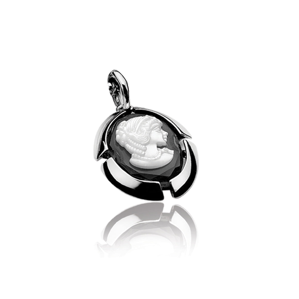 Cameo Pendant Small - Black - ZIH734Z